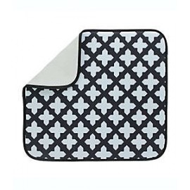 Tapete escurridor de microfibra Simply Essential™ Starburst color negro