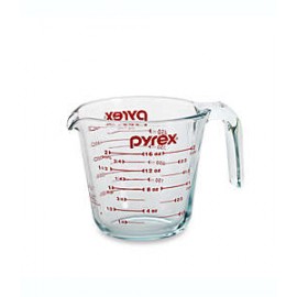 Taza medidora Pyrex®, con capacidad de 2 tz
