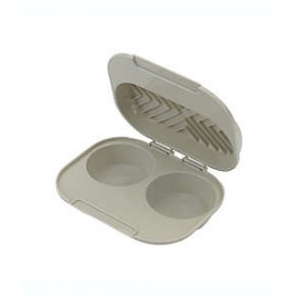 Escalfador de plástico para huevos Simply Essential™ color beige