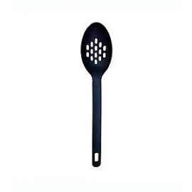 Cuchara ranurada de nylon Simply Essential™ color negro