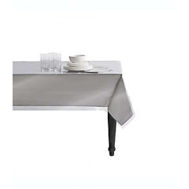 Protector de mesa rectangular de vinilo Simply Essential™ de 1.77 x 2.74 m