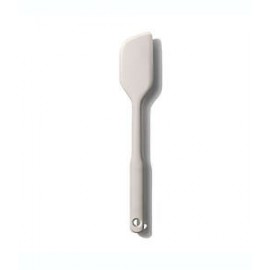 Espátula mediana de silicona OXO Good Grips® color gris