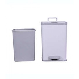 Bote de basura Simply Essential™ con pedal color gris