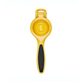 Exprimidor de aluminio OXO Good Grips® color amarillo