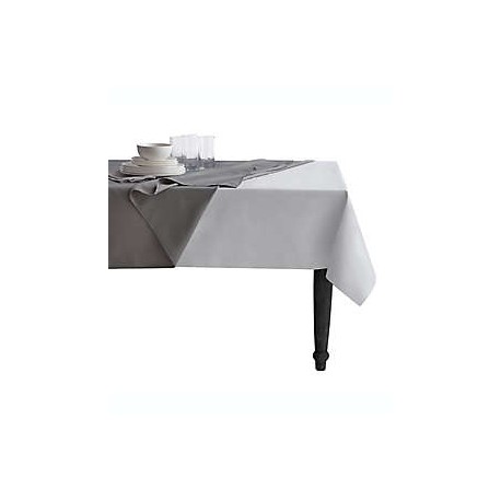 Protector de mesa rectangular de vinilo Simply Essential™ de 1.32 x 3.04 m