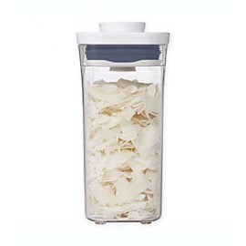 Contenedor de alimentos de plástico OXO Good Grips® POP de 1.13 L