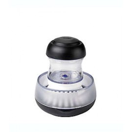Cepillo dispensador de jabón OXO Good Grips® con base