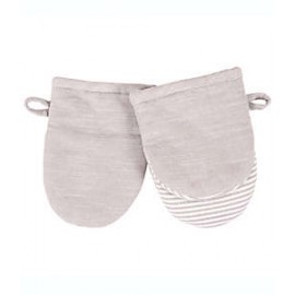 Mini guantes de cocina Our Table™ color gris