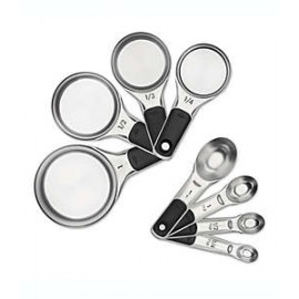 Set de cucharas y tazas medidoras de acero inoxidable OXO Good Grips®