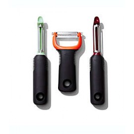 Set de peladores de acero inoxidable OXO Good Grips™